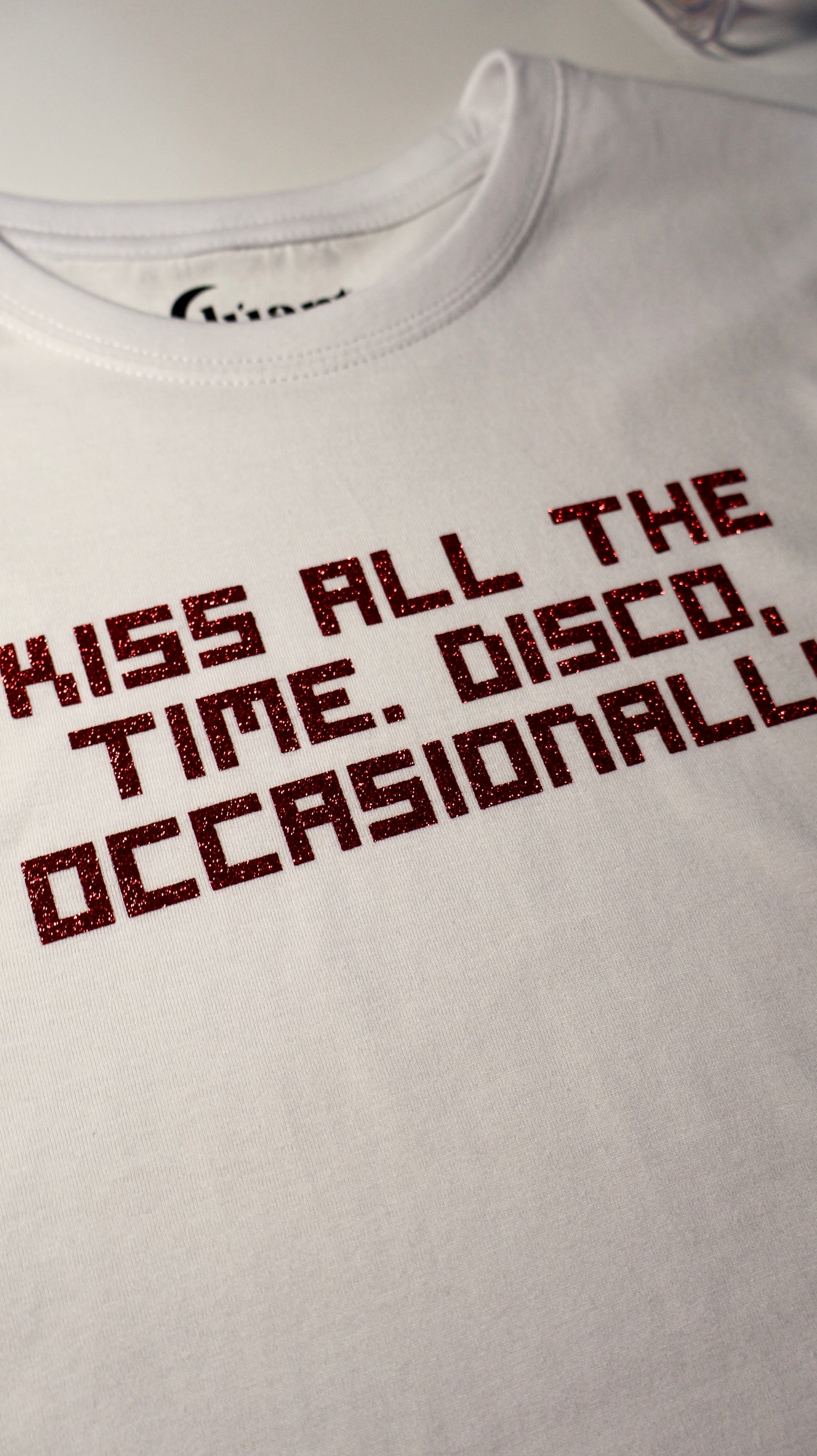 Camiseta Kiss All The Time. Disco, Occasionally.