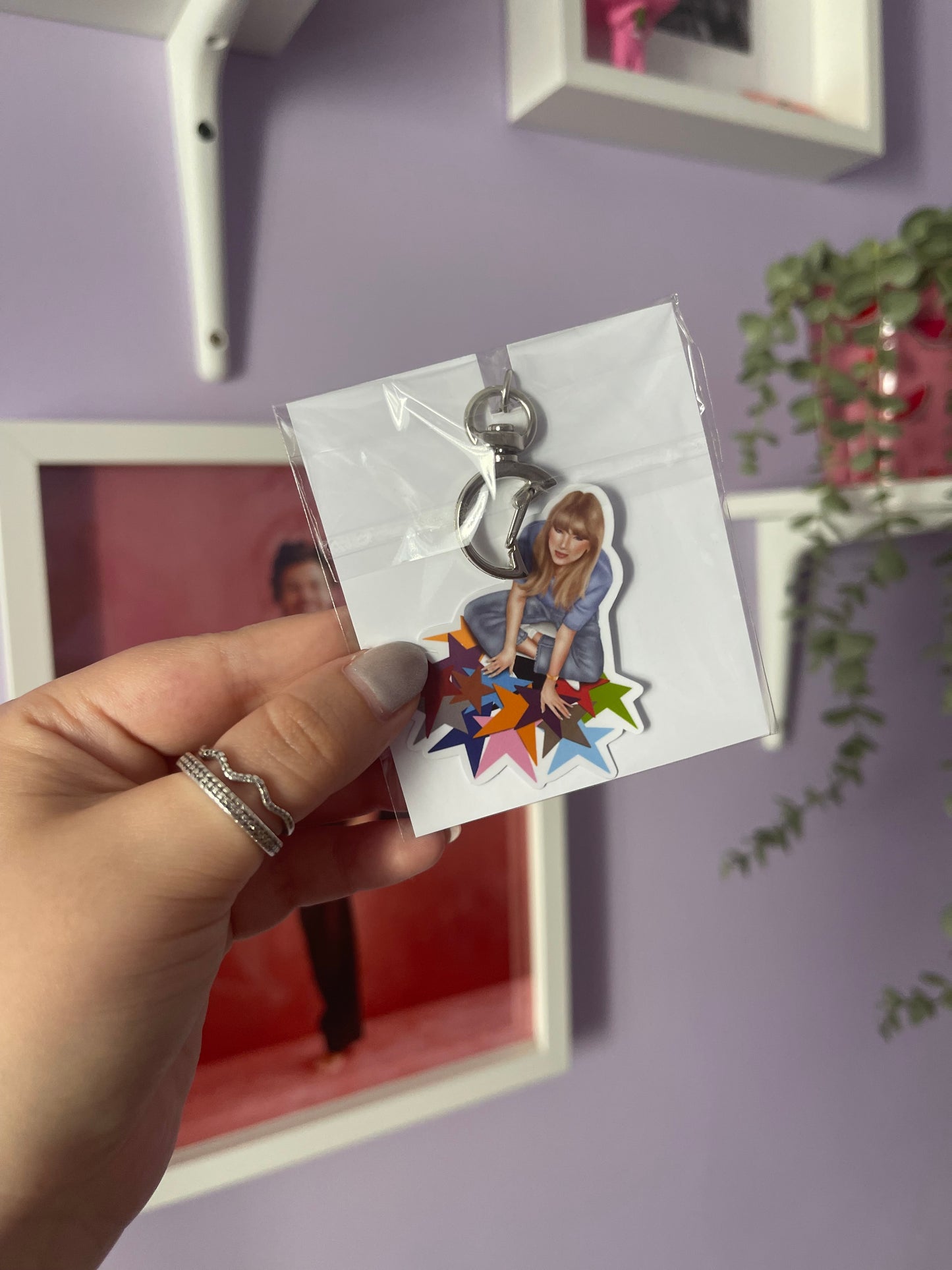 Llavero They Belong To Her